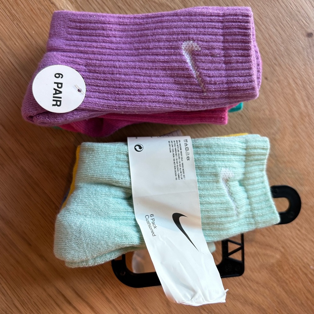 Girls Nike 6 Pack Cushioned Socks size XS